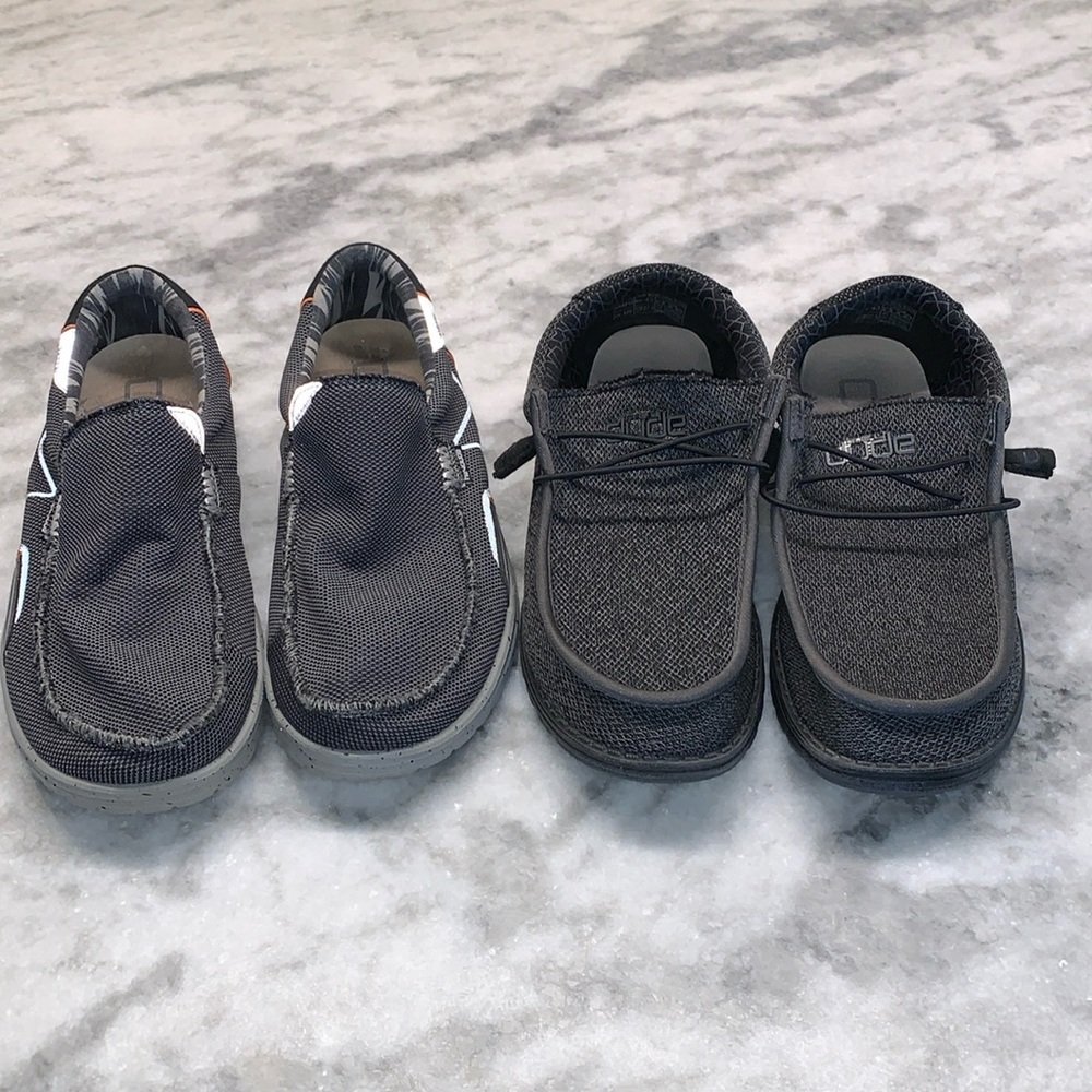 LOT OF 2 Hey Dude WallySox & Mikka Hawk Shadow excellent condition no flaws sz10